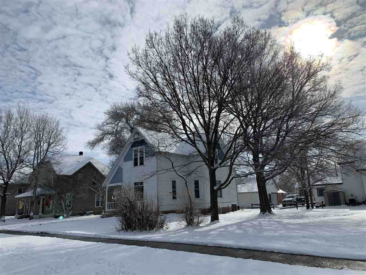 305 E 1st Ave - Photo 1