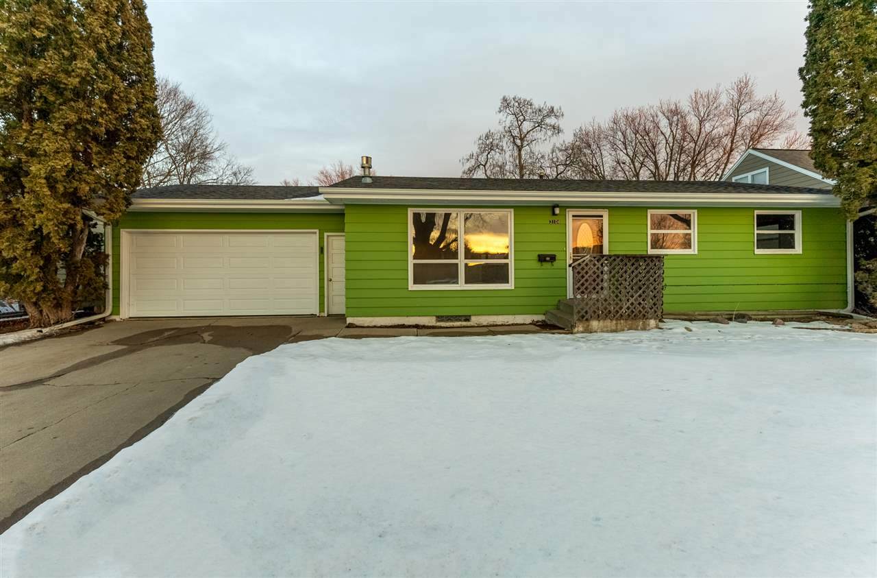 3104 4th Ave - Photo 1