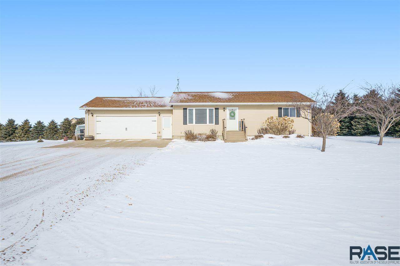 45080 233rd St - Photo 1