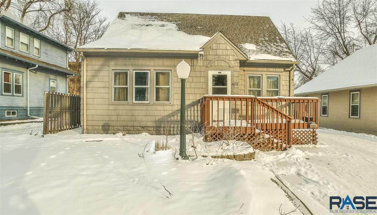 1008 Prairie Ave - Photo 1
