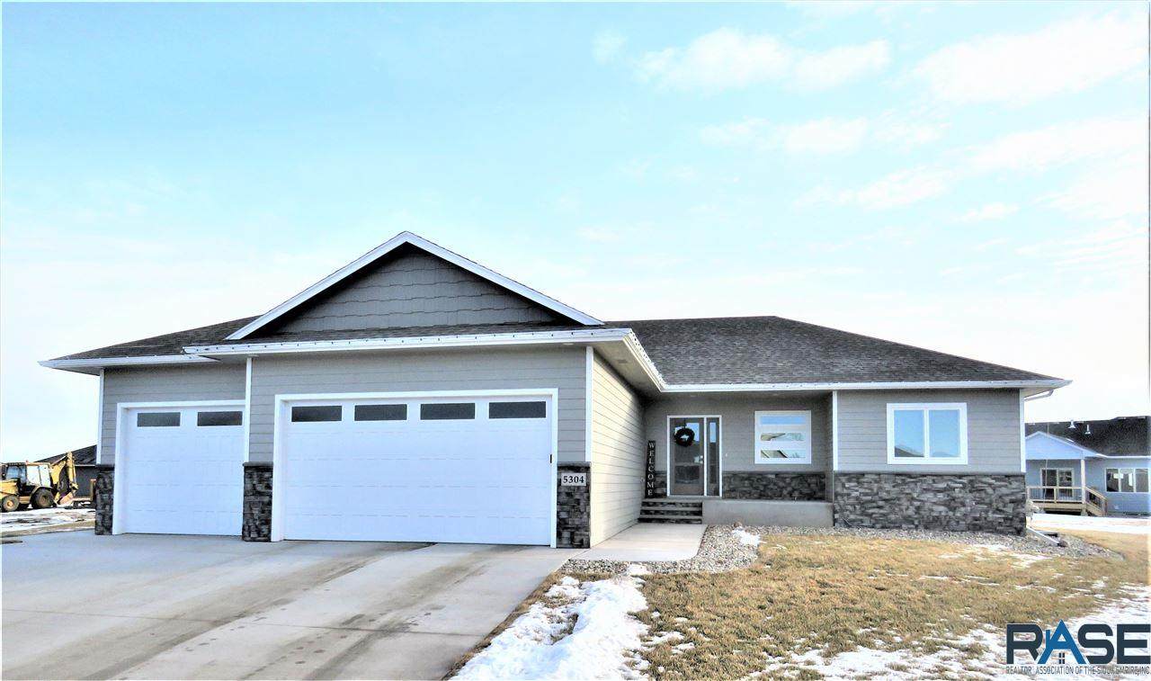 5304 Coneflower Cir - Photo 1