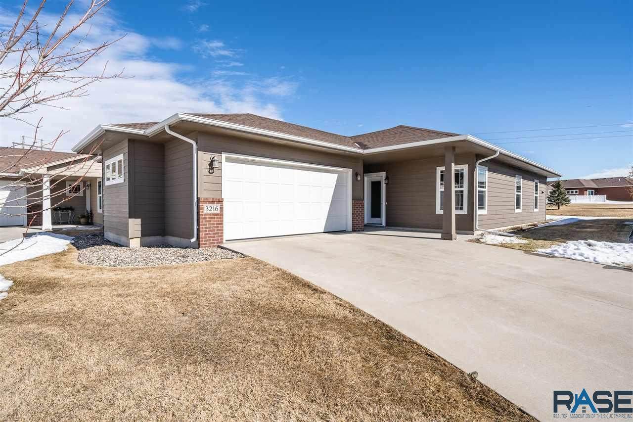 3216 Sandlot Ave - Photo 1