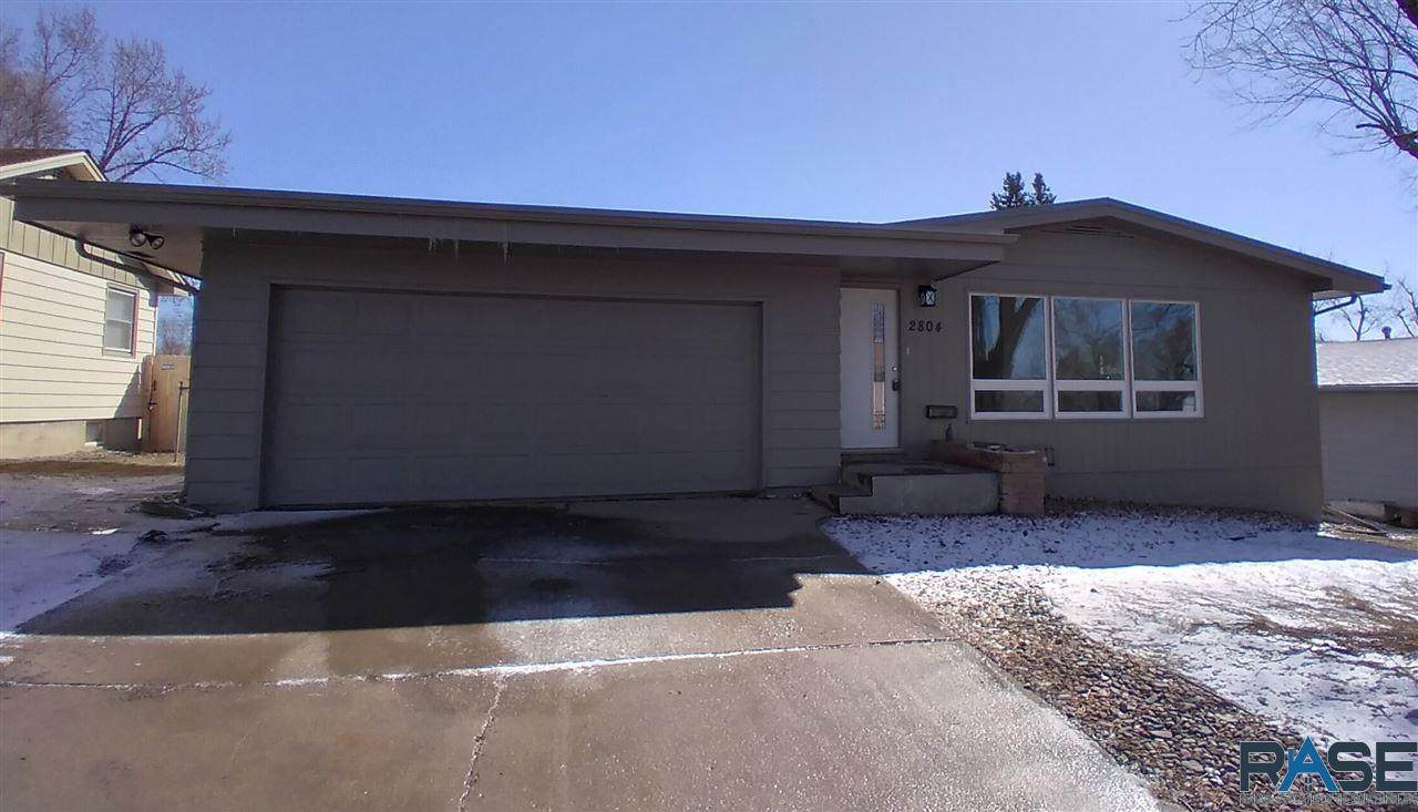 2804 Western Ave - Photo 1