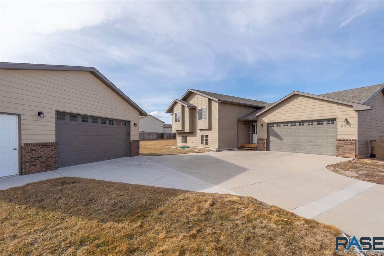 6052 Springfield Rd - Photo 1