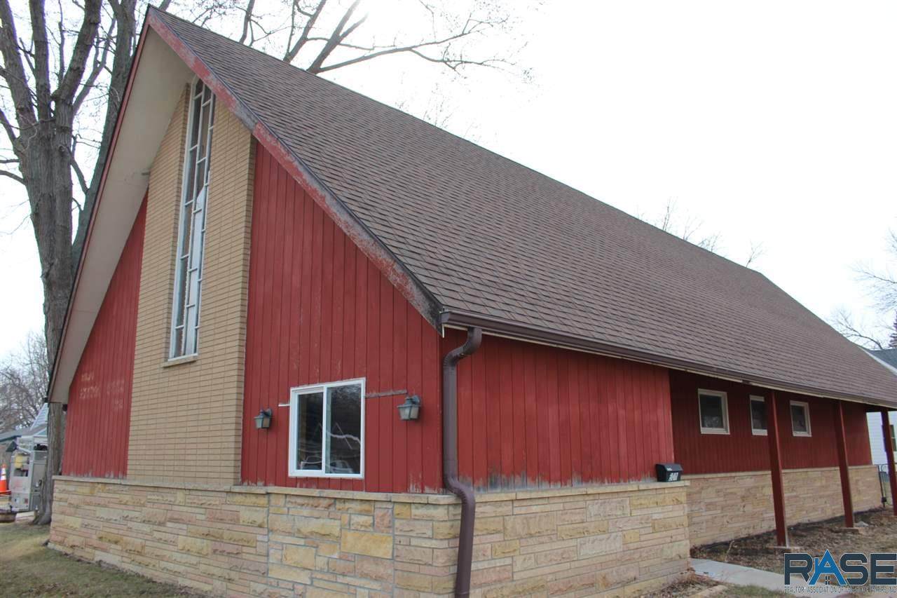 601 Ne 3rd St - Photo 1