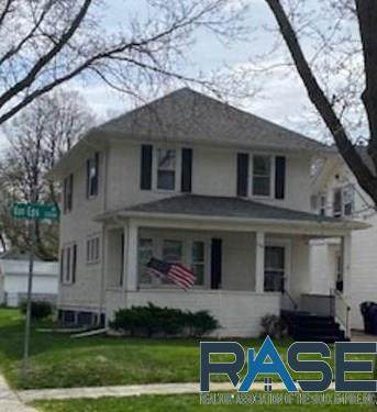 226 Van Eps Ave - Photo 1