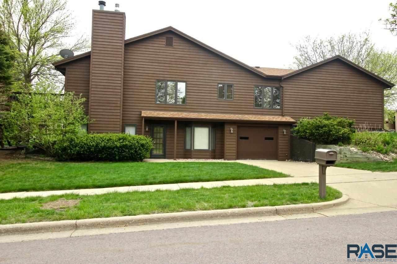 2701 Nicole Dr - Photo 1