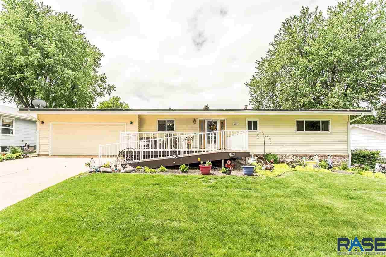 4209 Glenview Rd - Photo 1