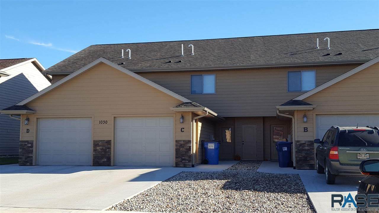 1030 Main Ave - Photo 1