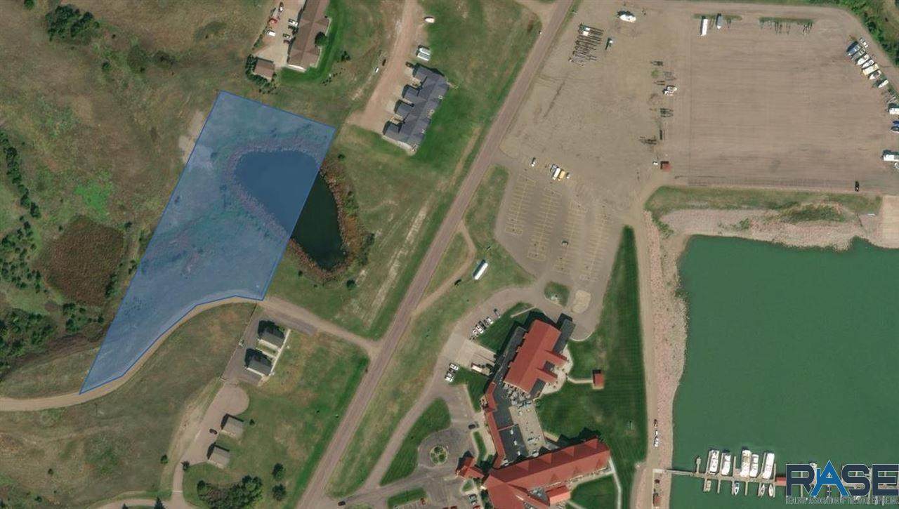 2 Shoreline Dr - Photo 1