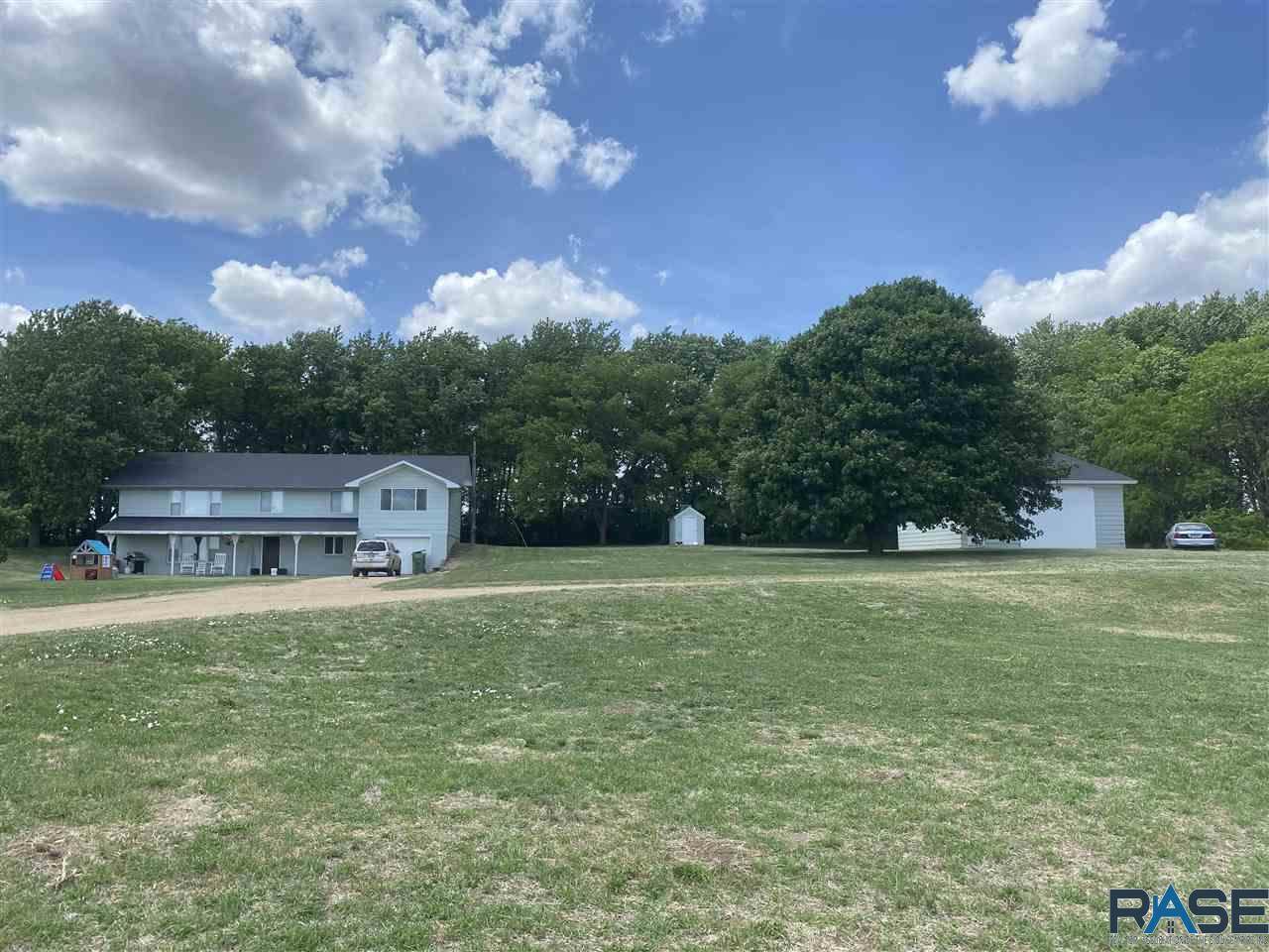 28079 Us 81 Hwy - Photo 1