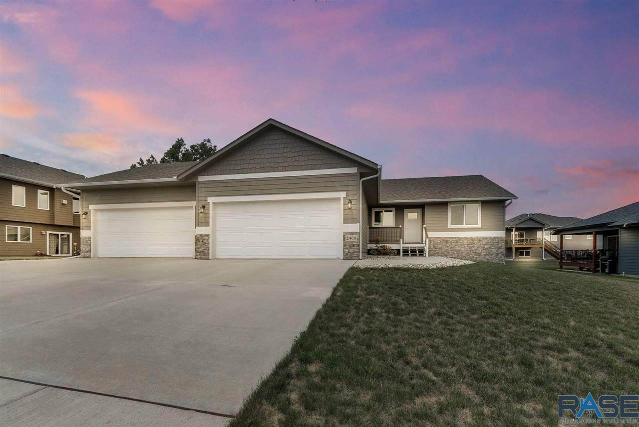 2408 Stewart Ln - Photo 1