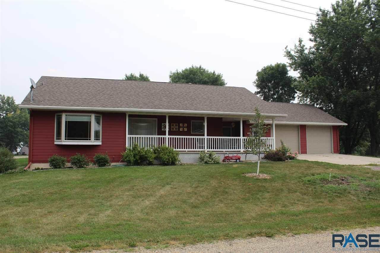314 Winterdyke St - Photo 1