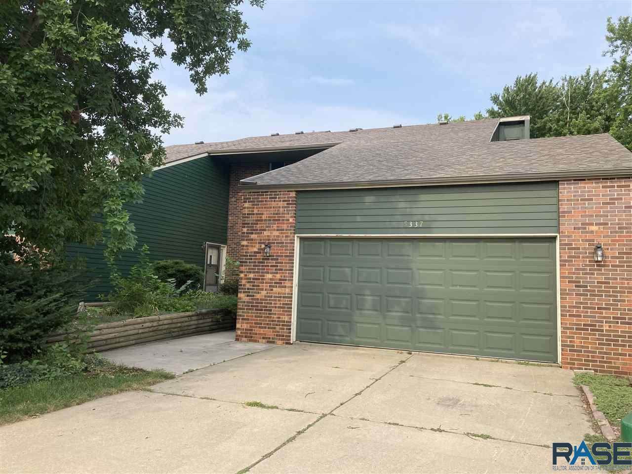 5337 Birnhamwood Dr - Photo 1