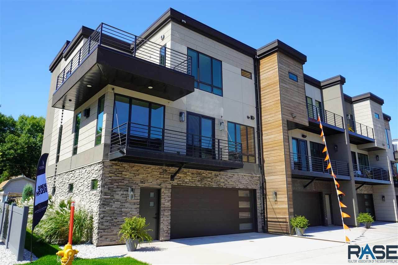 2816 Oriya Pl - Photo 1
