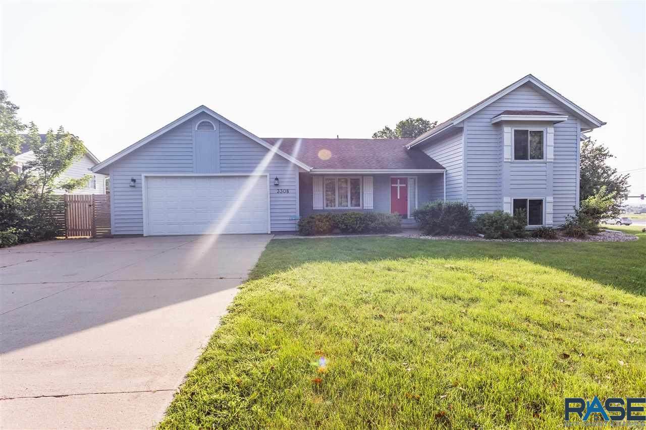 3308 Lisa Dr - Photo 1