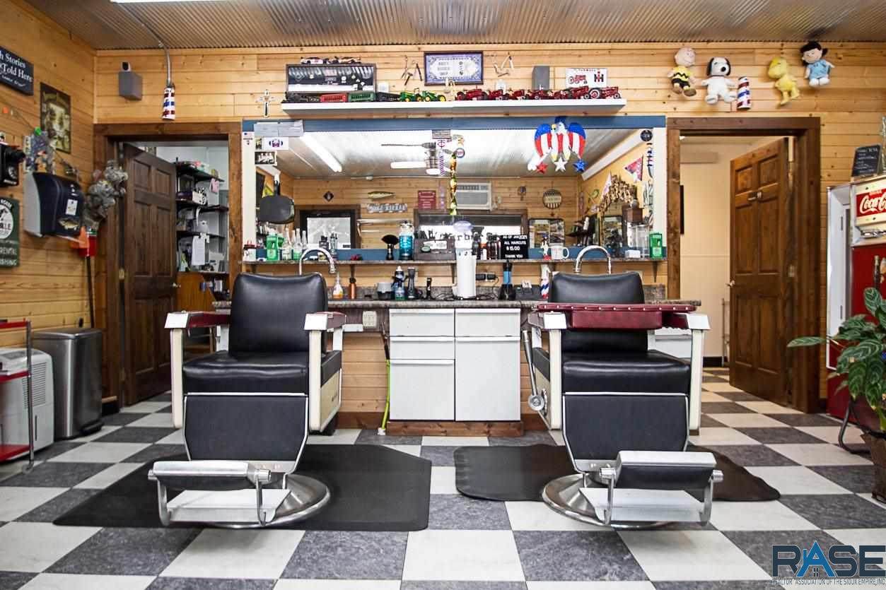 231 Main St - Photo 1