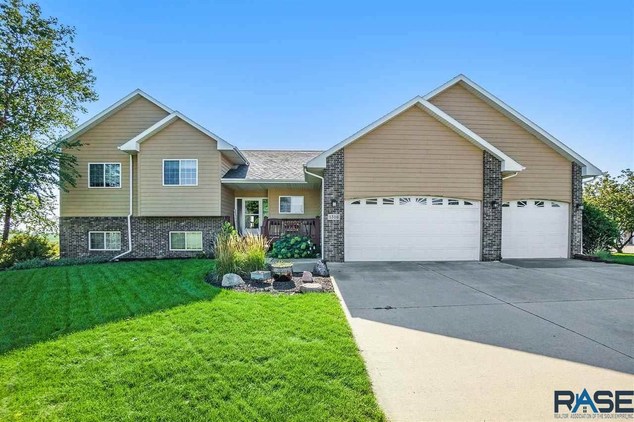 1516 Maynard Ln - Photo 1