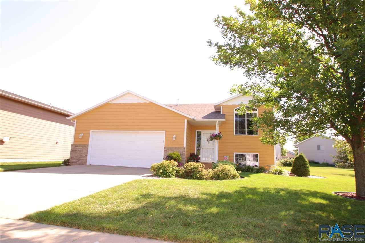 7620 Bell Cir - Photo 1