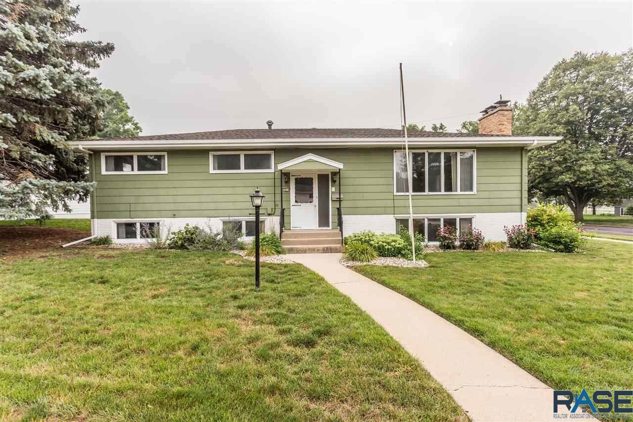 3016 10th Ave - Photo 1