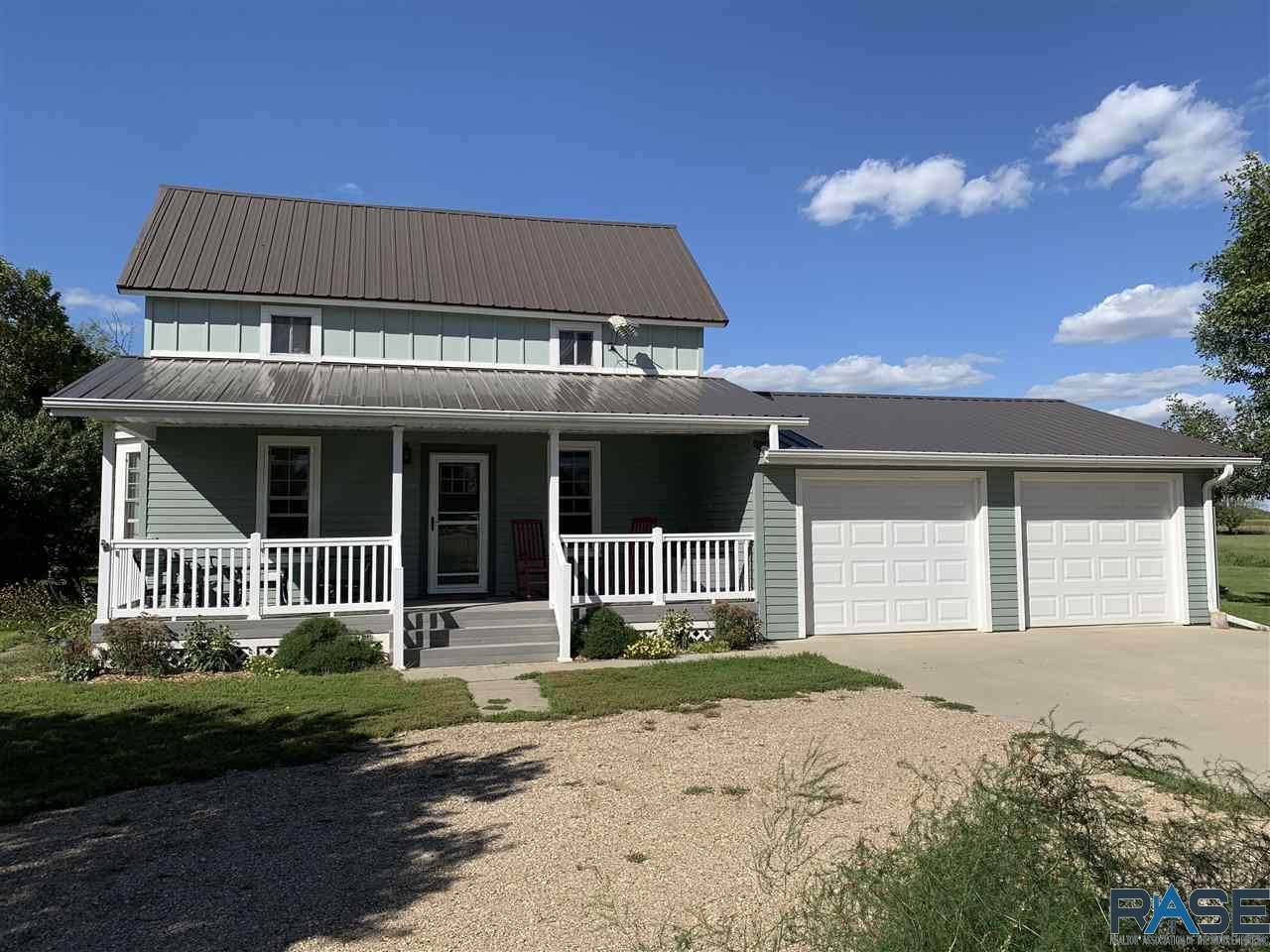 146 140th Ave - Photo 1