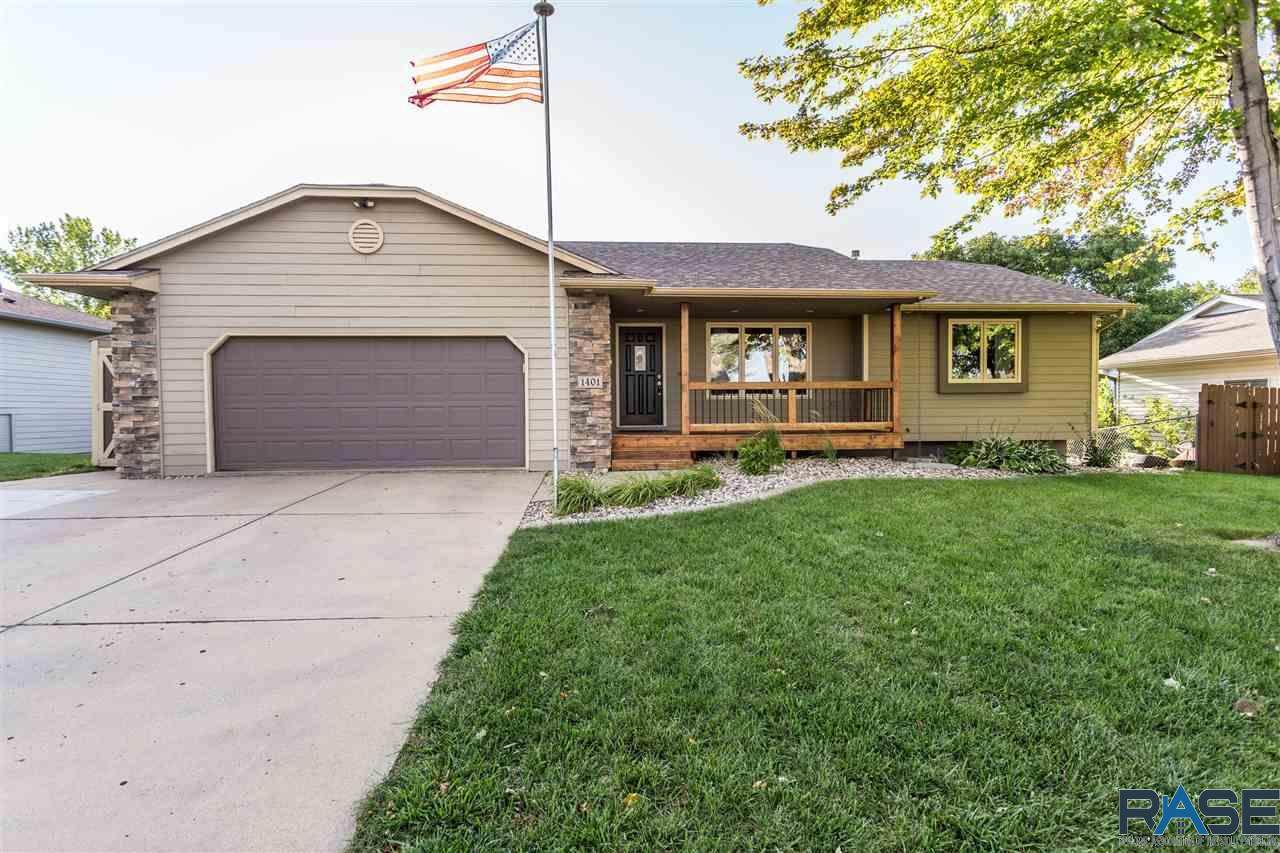 1401 Sunny View Dr - Photo 1