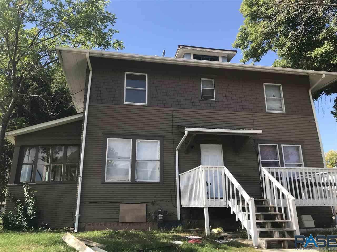 129 Menlo Ave - Photo 1