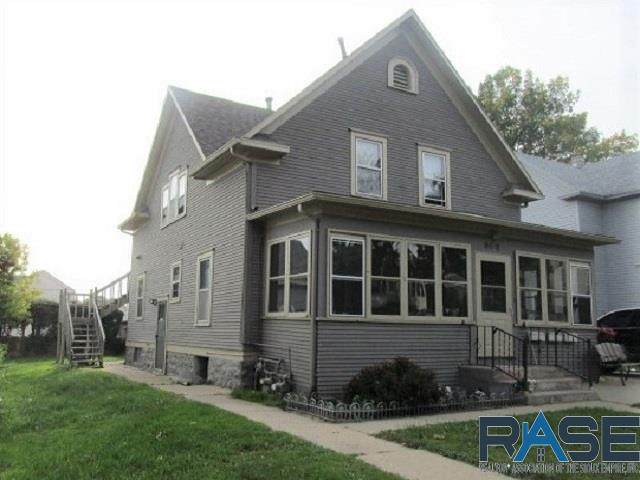608 3rd Ave - Photo 1