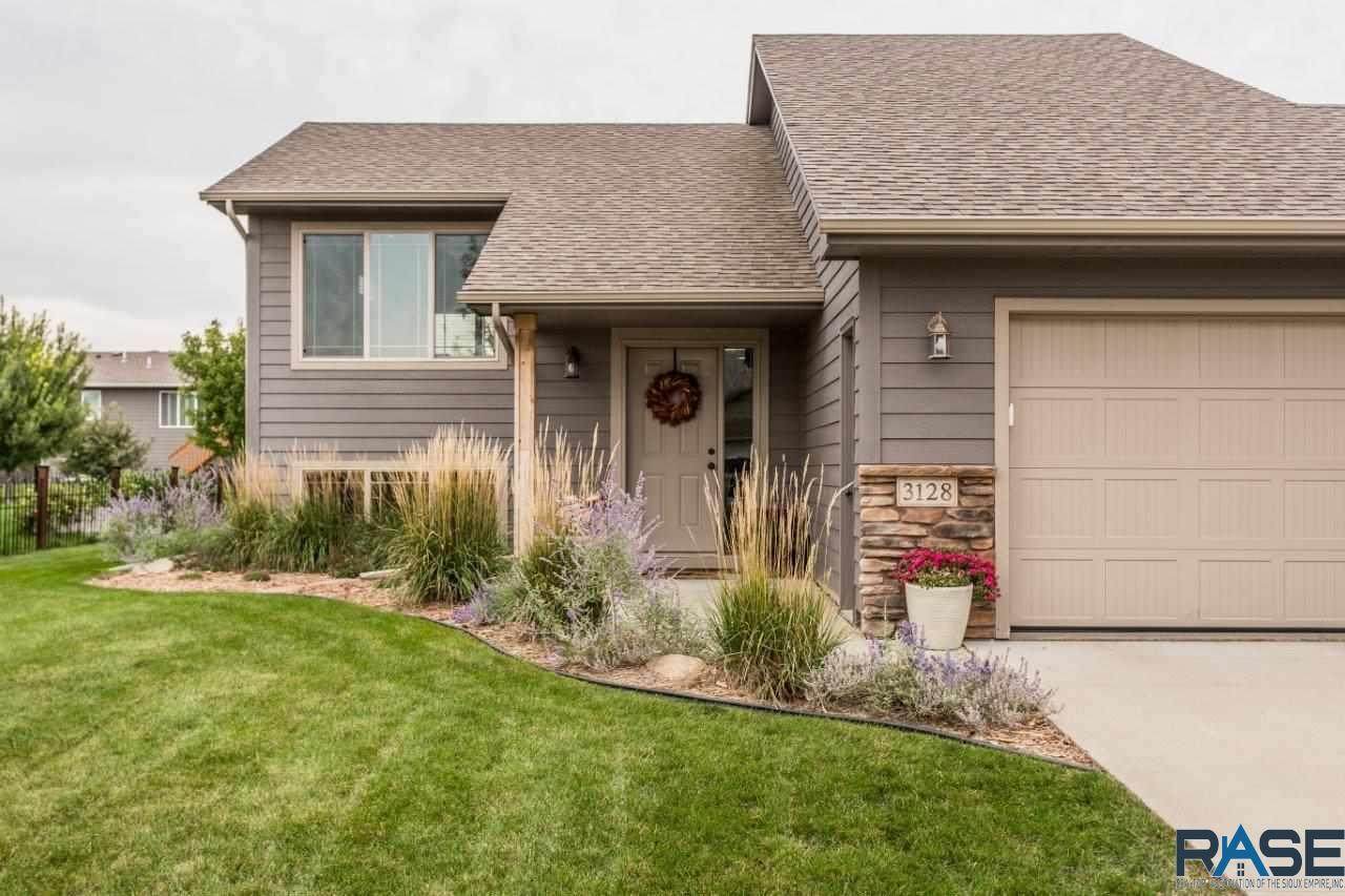 3128 Triple Play Ave - Photo 1