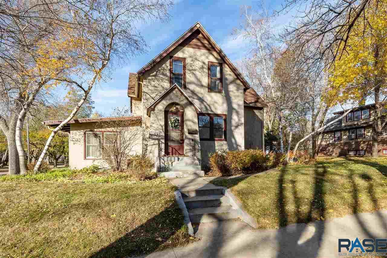 1817 Phillips Ave - Photo 1