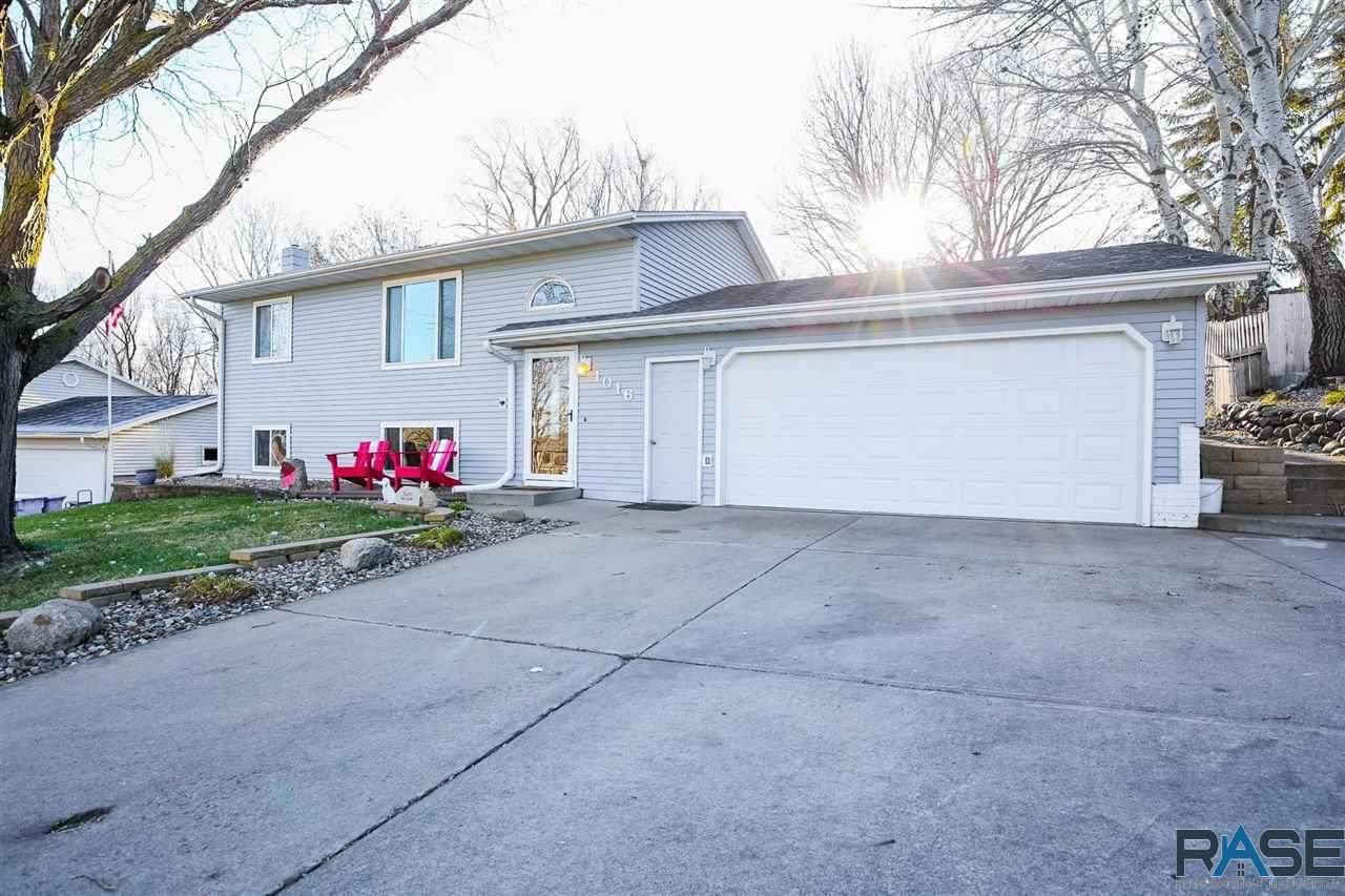 1016 Lowell Ave - Photo 1