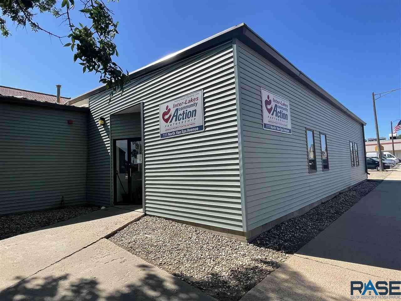 111 Vaneps Ave - Photo 1