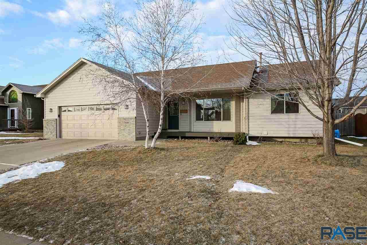 7309 Connie Ave - Photo 1