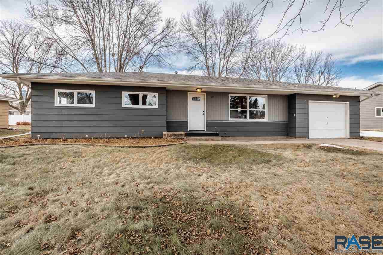 1109 Northview Dr - Photo 1