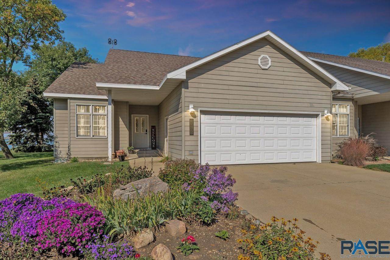 23785 461A Ave - Photo 1