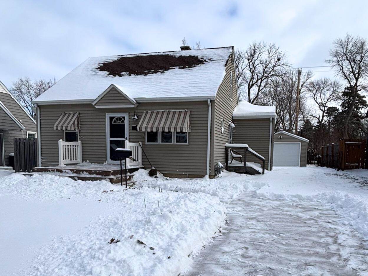 1900 7th Ave Avenue - Photo 1