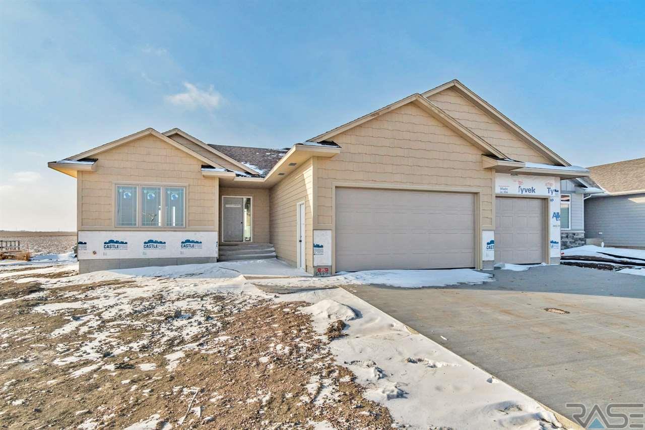 6317 Vineyard Ave - Photo 1