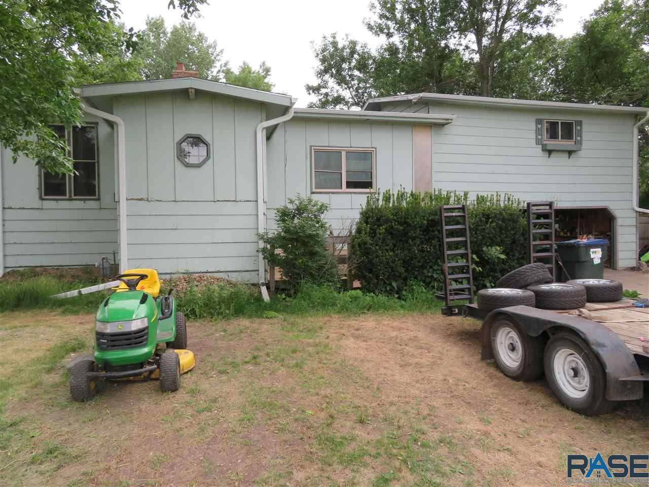 7401 12th St - Photo 1