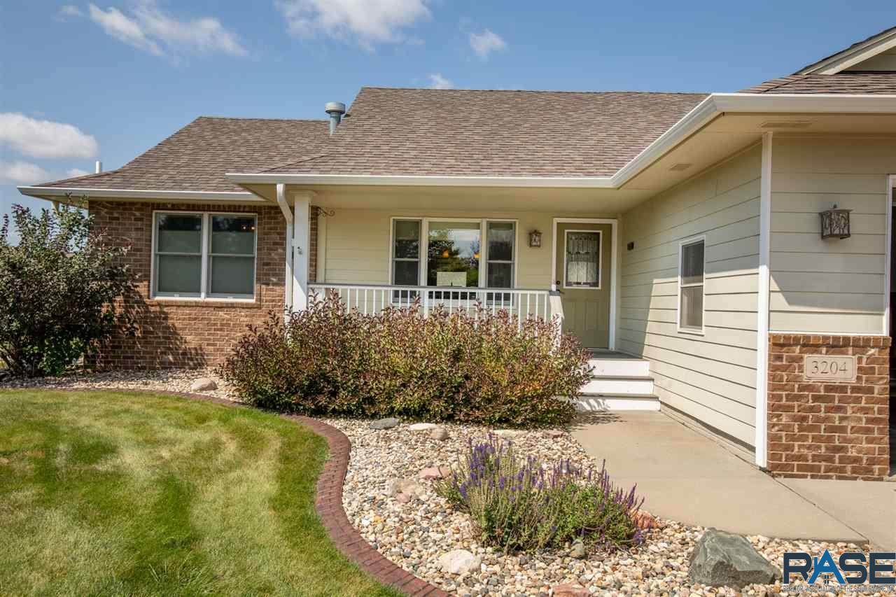 3204 Auburn Hills Cir - Photo 1