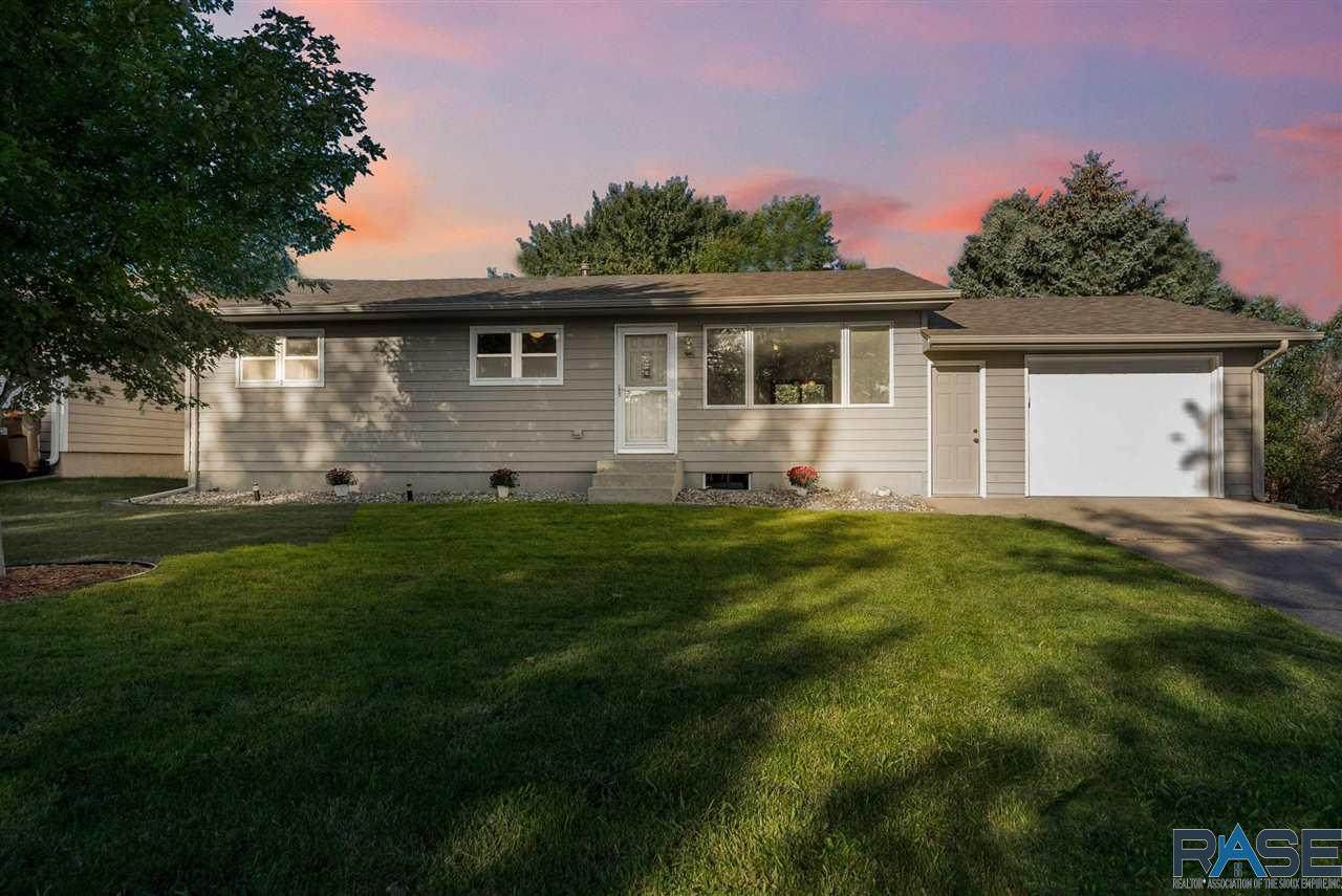101 Ivy Ln - Photo 1
