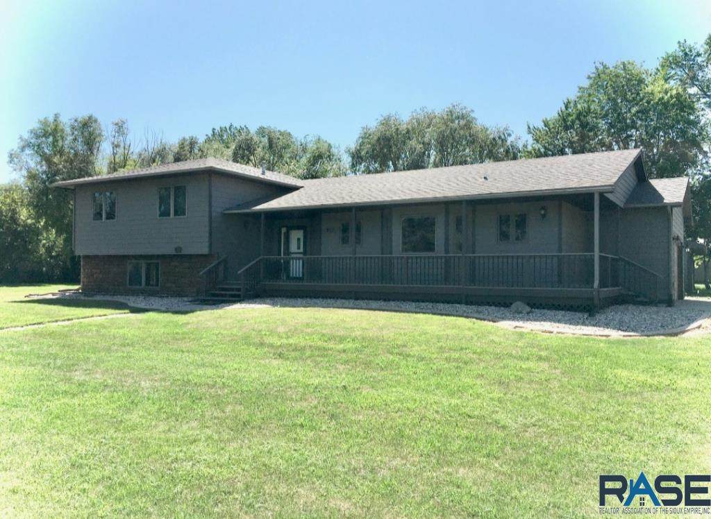 207 Feyder Ave - Photo 1