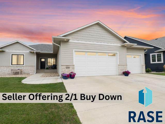 5504 Daybreak Cir Circle - Photo 1