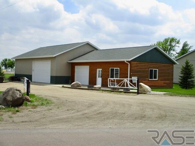 133 Main St - Photo 1