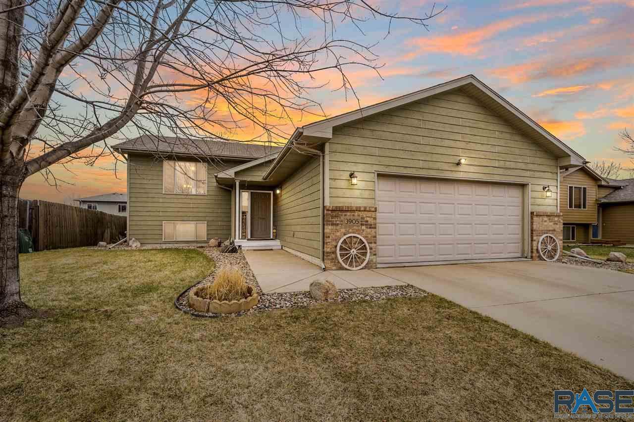3905 Villanova Ave - Photo 1