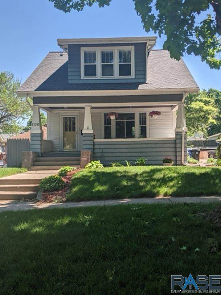1106 3rd Ave - Photo 1