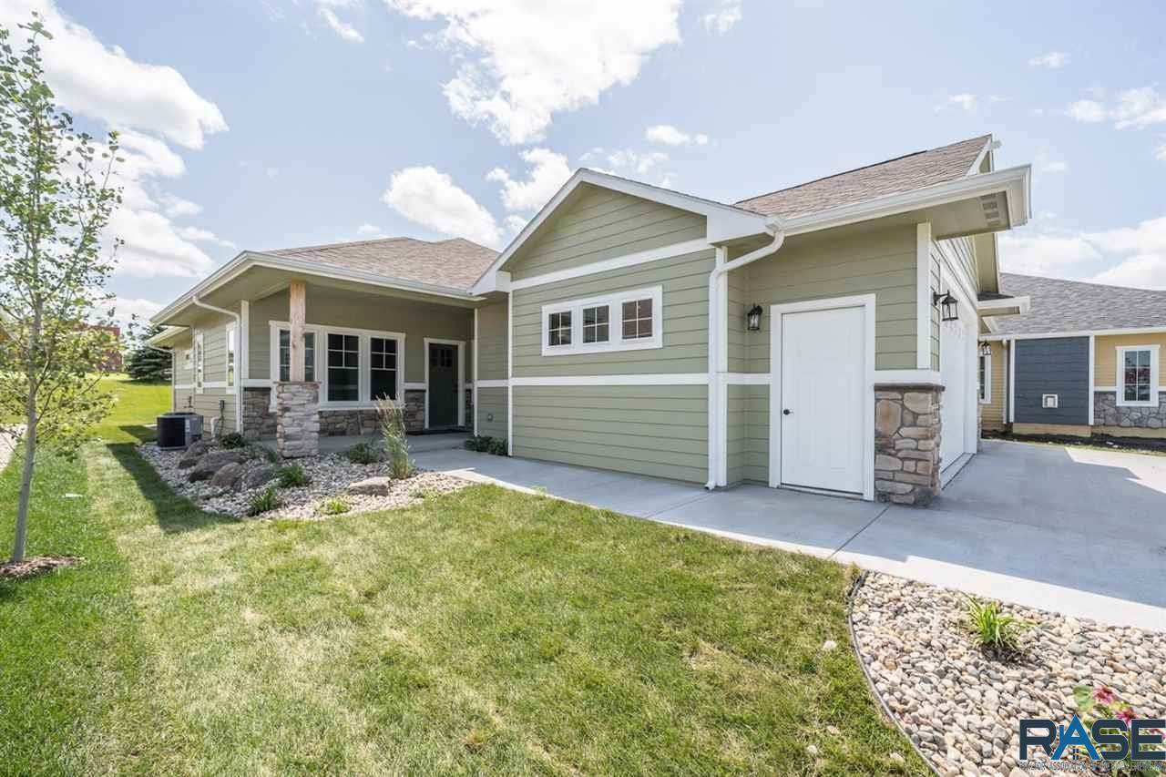 8637 Bryggen Ct - Photo 1