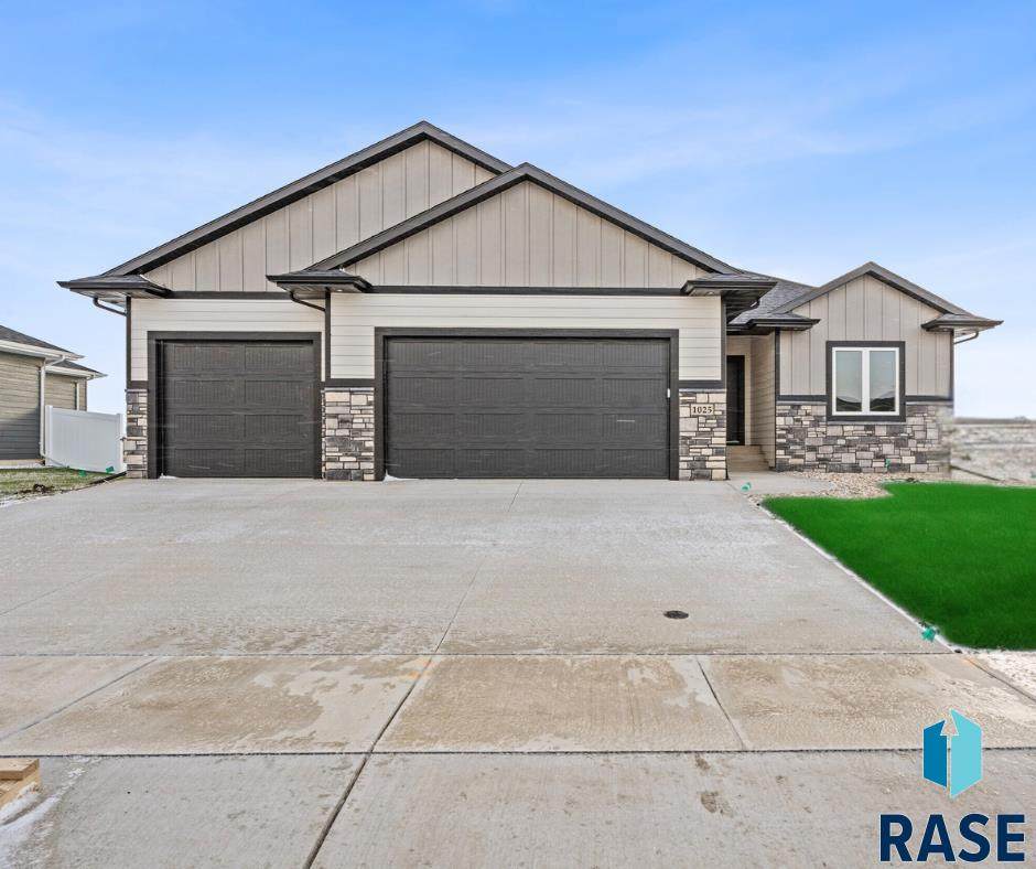 1025 Madison St Street - Photo 1