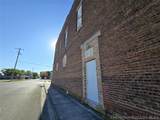 11 Oak Street - Photo 2