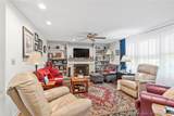 709 Montclair Street - Photo 2