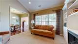2122 Pickwick Drive - Photo 16